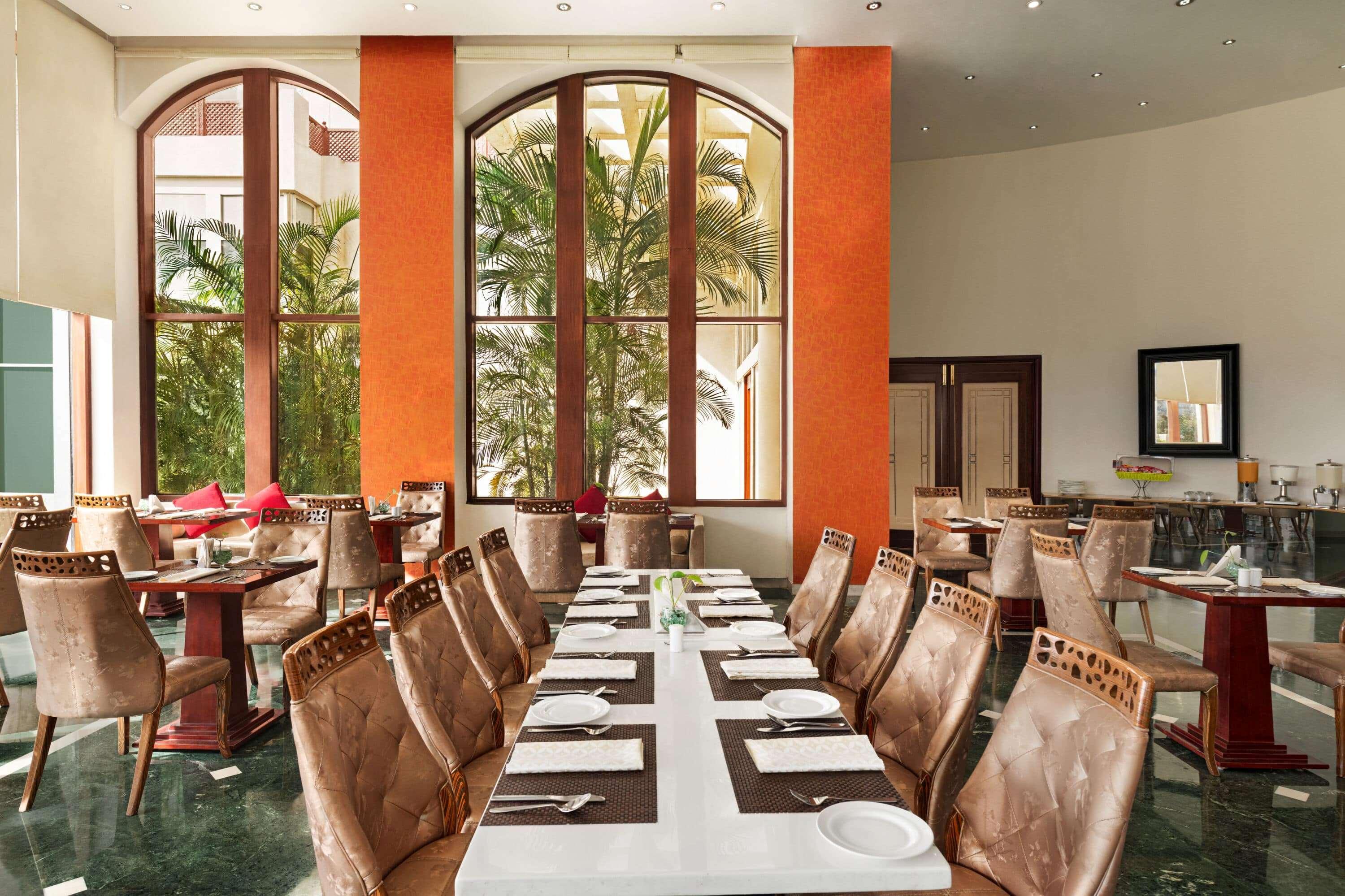Ramada By Wyndham Jaipur Jaisinghpura Hotel Eksteriør billede